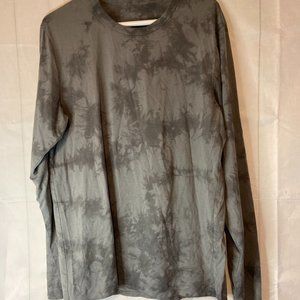 LULULEMON MENS LONGSLEEVE GRAY SHIRT SZ S